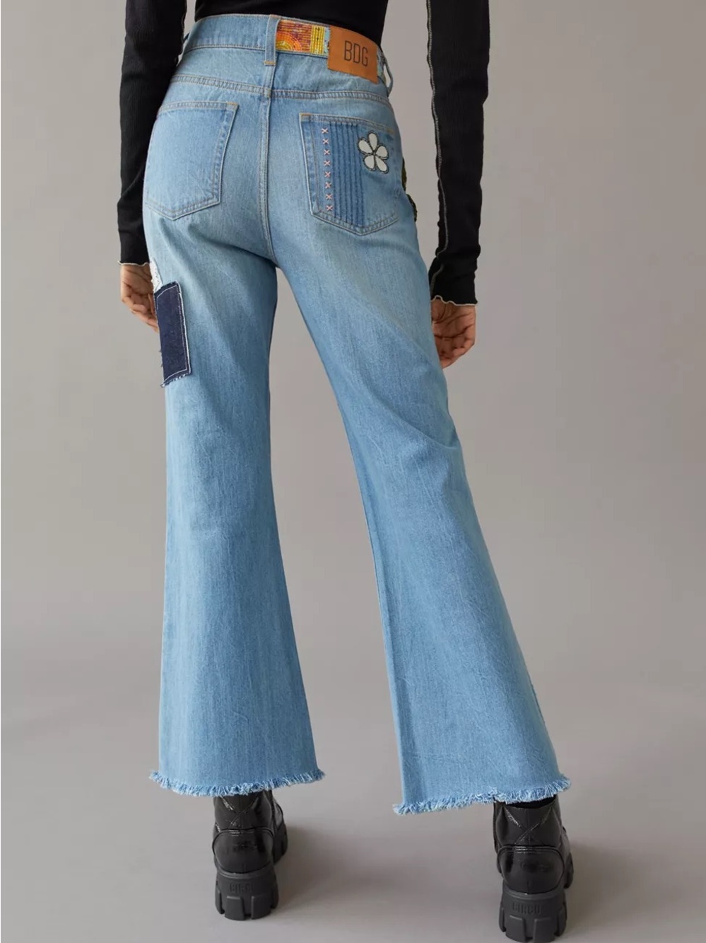 NWT Urban Outfitters BDG High-Waisted Flare Jean - Indigo Craft Sz 28 Z494 - Picture 3 of 9
